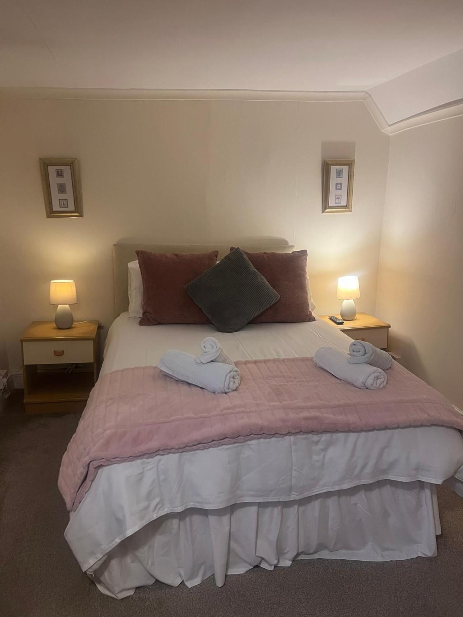 The Crown Hotel Lynton Εξωτερικό φωτογραφία