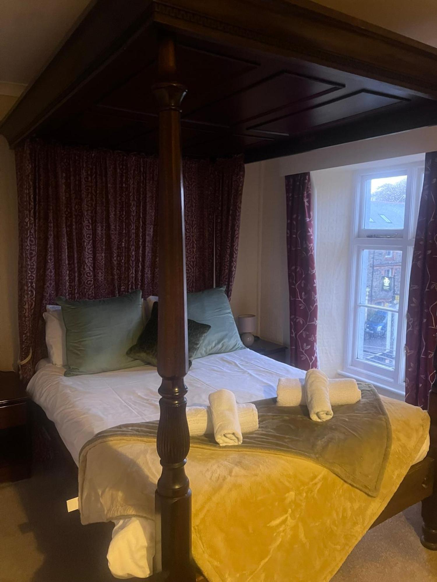 The Crown Hotel Lynton Εξωτερικό φωτογραφία
