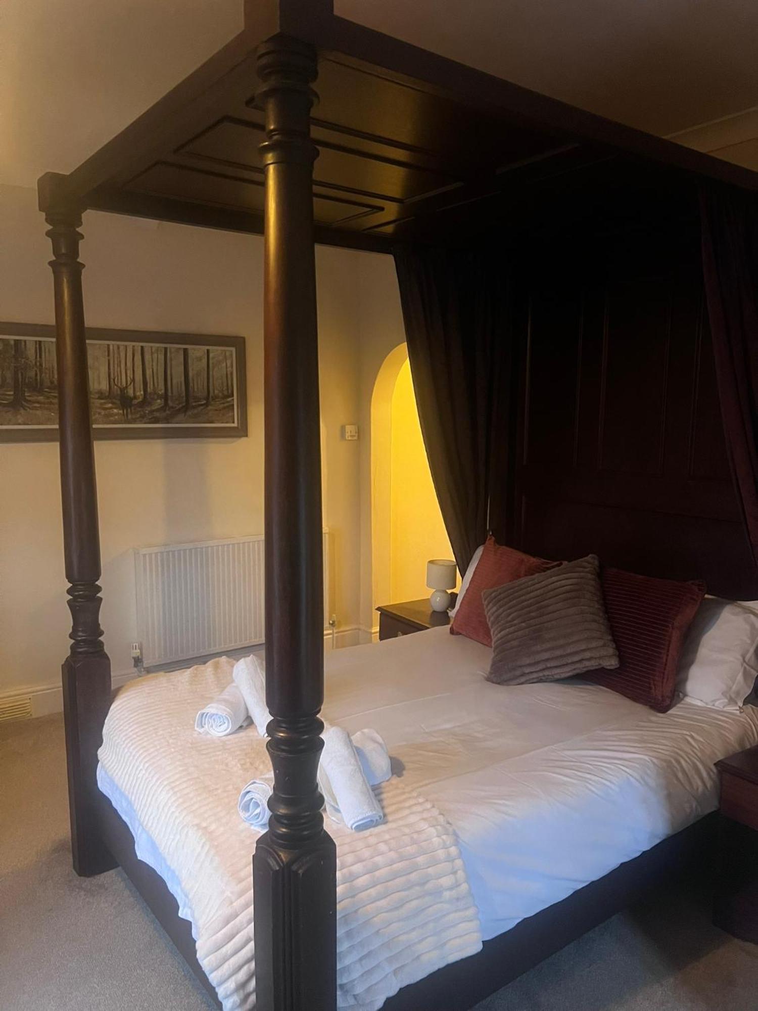The Crown Hotel Lynton Εξωτερικό φωτογραφία