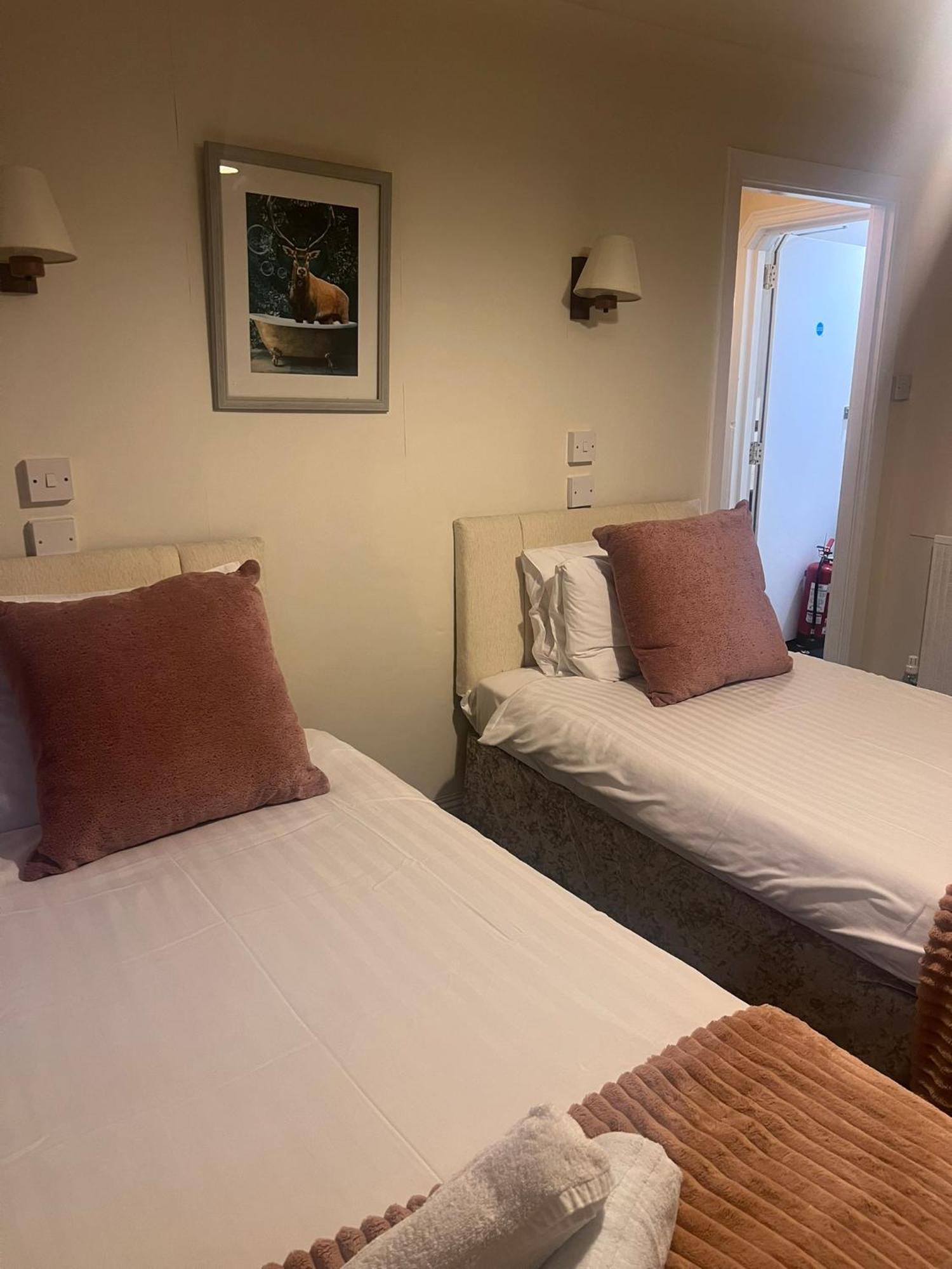 The Crown Hotel Lynton Εξωτερικό φωτογραφία